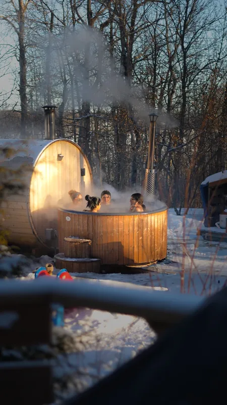 Hot Tubs & Saunas